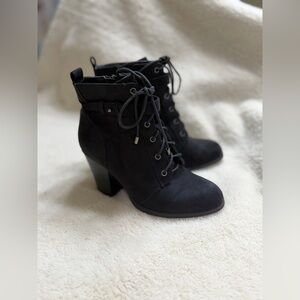 JustFab Black Lace-Up Heeled Ankle Boots